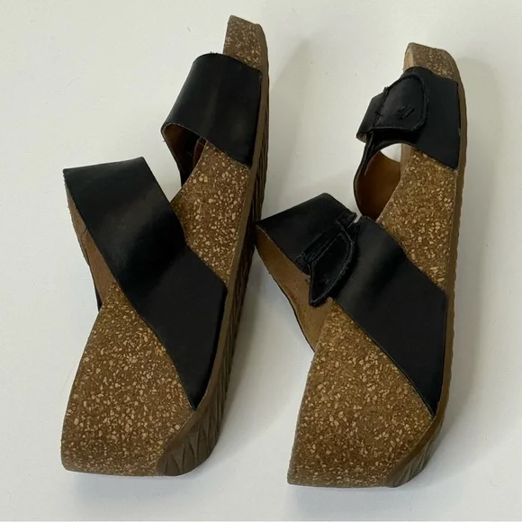 Clarks Black Wedge Sandals Leather Two-Strap Design with Adjustable Buckles 9 - Picture 4 of 9